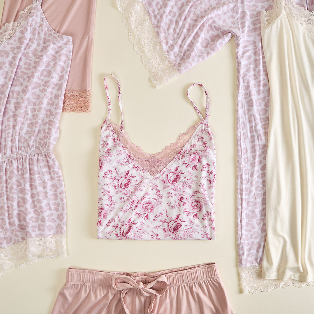 Amaya Women's Lace Robe