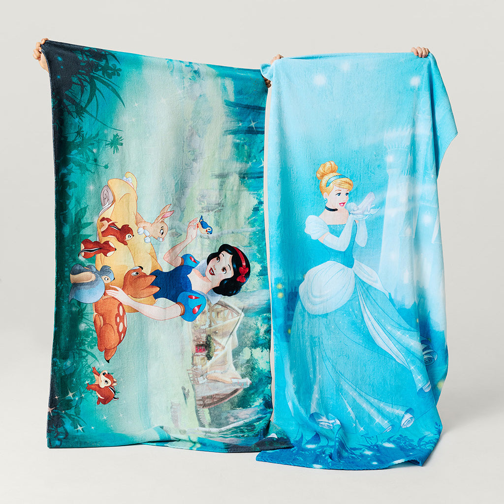 Disney Snow White Sparkle Beach Towel