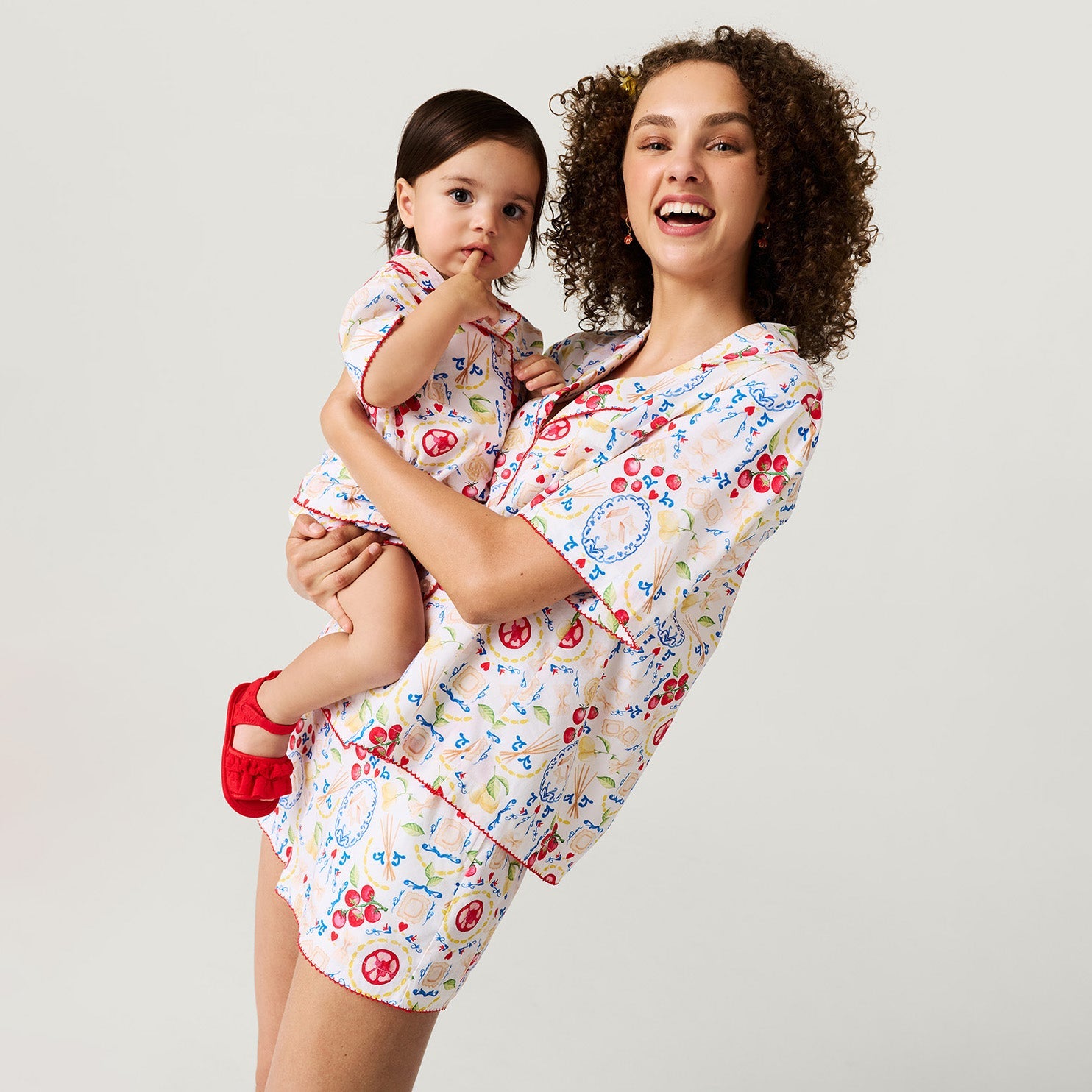 Mangia Women's Bamboo Challis Short Set