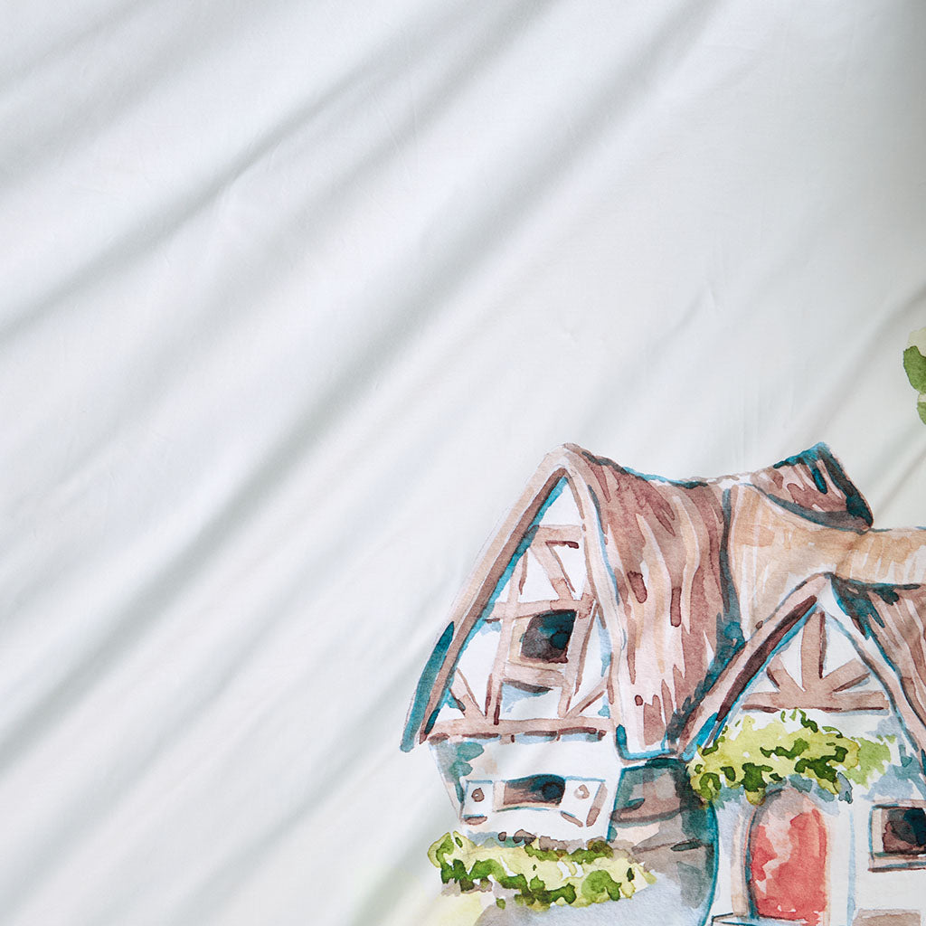 Disney Princess Snow White Reversible Ruffled Duvet Cover