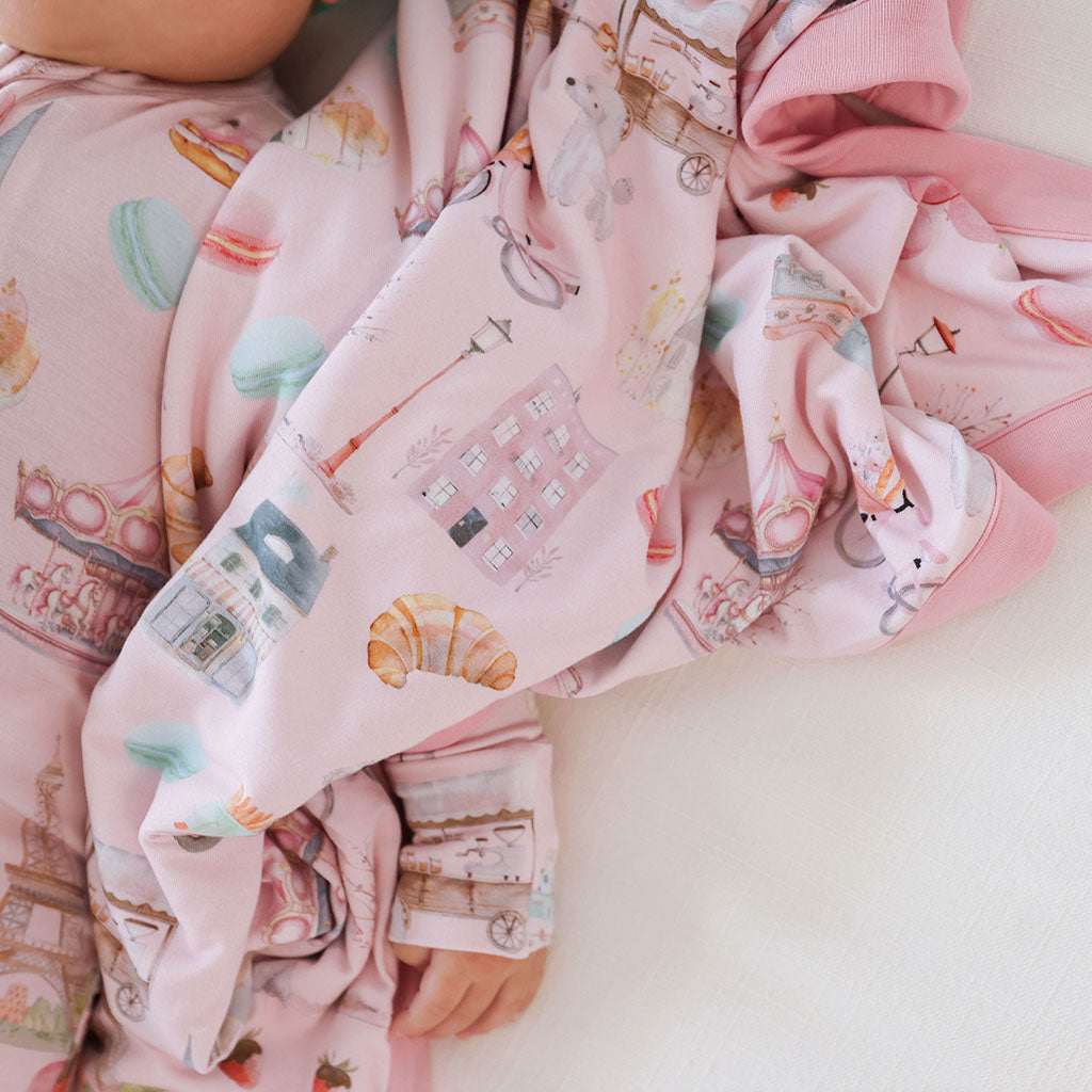 Posh Paris & Paris Travel Luxette Patoo? Blanket